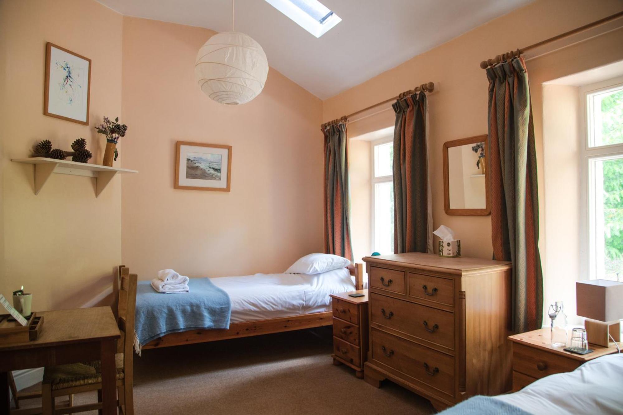 Trigonos - Quiet, Peaceful, Vegetarian B&B And Retreat Centre Nantlle 외부 사진