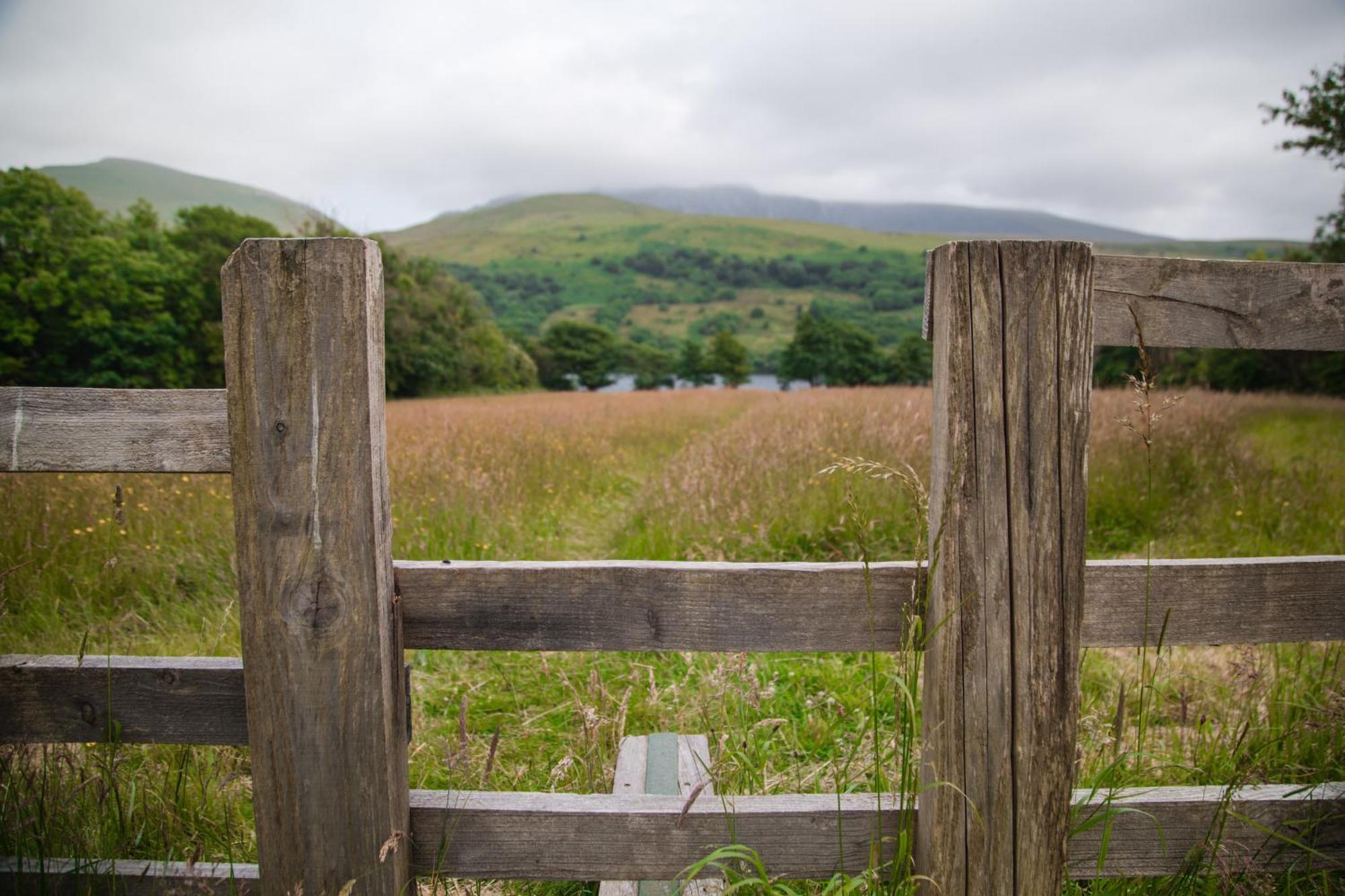 Trigonos - Quiet, Peaceful, Vegetarian B&B And Retreat Centre Nantlle 외부 사진