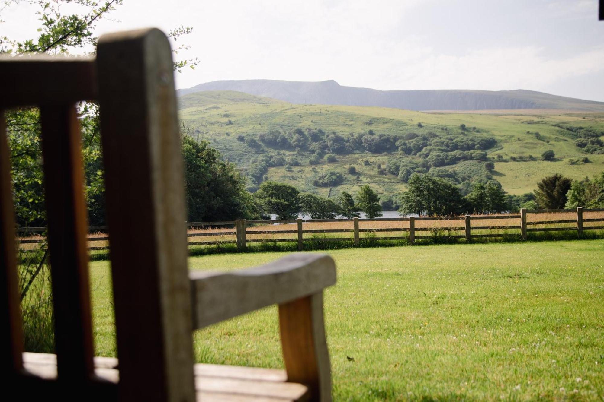 Trigonos - Quiet, Peaceful, Vegetarian B&B And Retreat Centre Nantlle 외부 사진